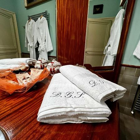 Donna Guia Suite Palermo Bagian luar foto