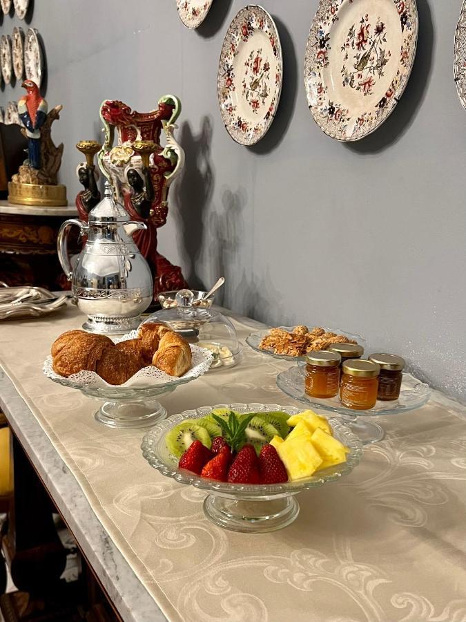Donna Guia Suite Palermo Bagian luar foto