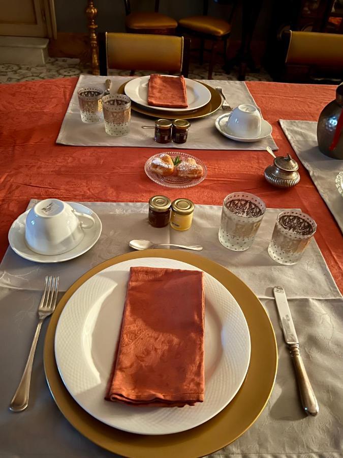 Donna Guia Suite Palermo Bagian luar foto