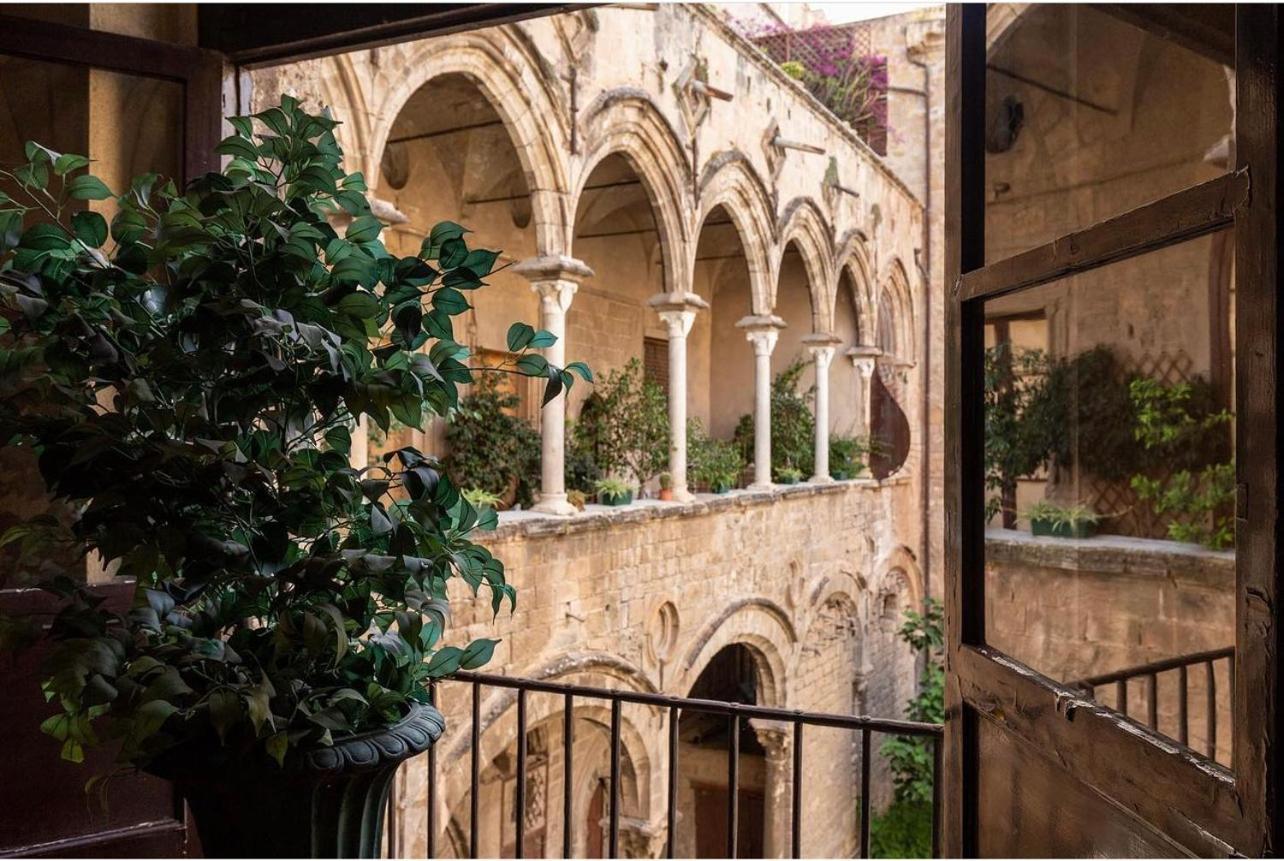 Donna Guia Suite Palermo Bagian luar foto