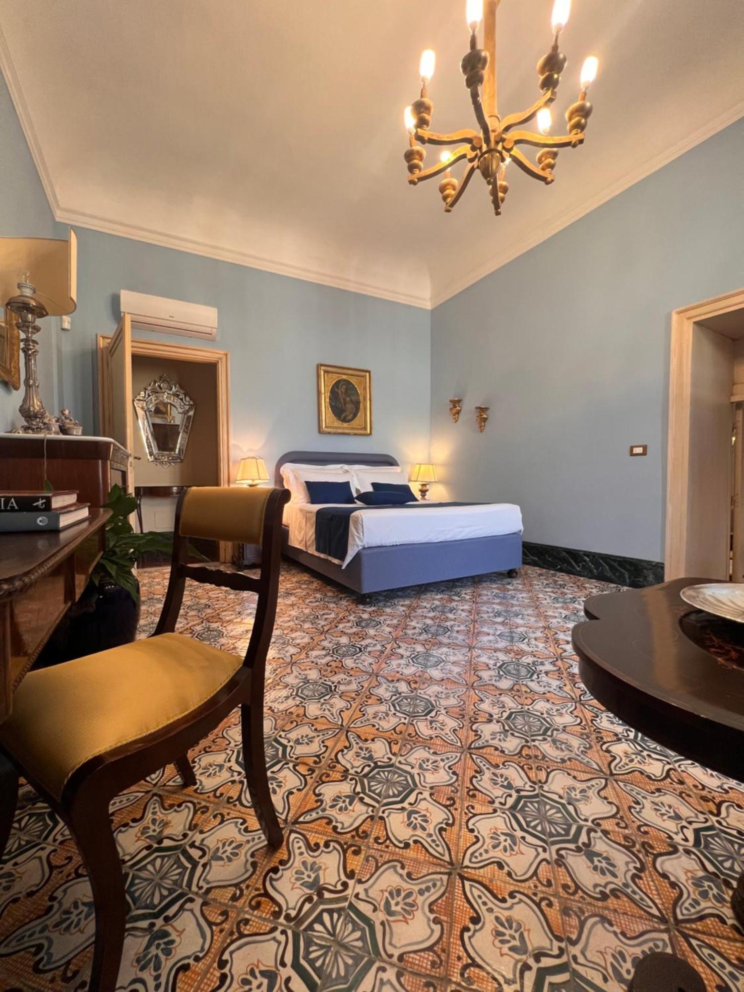 Donna Guia Suite Palermo Bagian luar foto